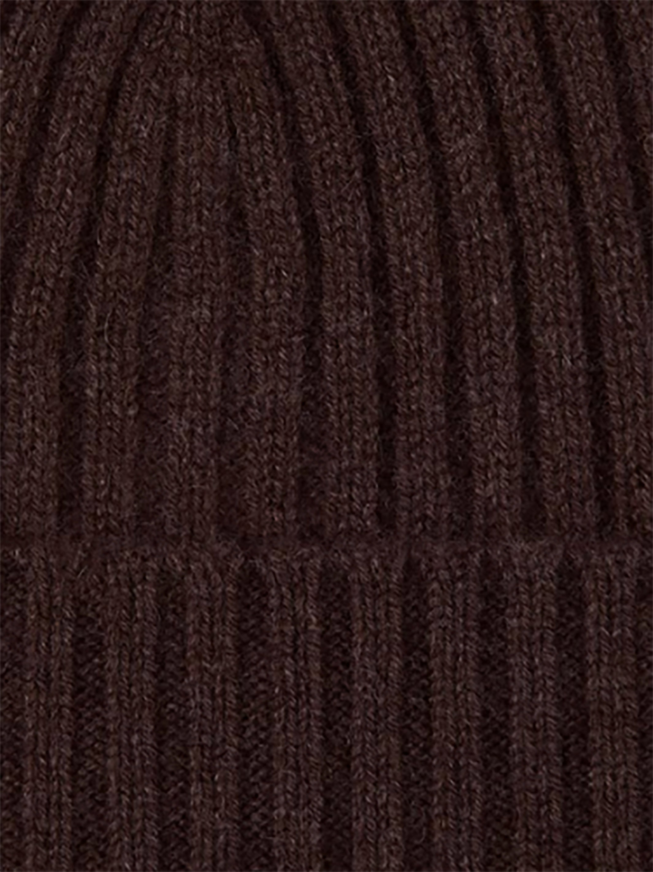 Chocolate knitted cashmere beanie
